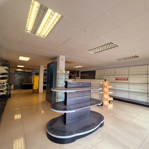 Commercial premises for rent on Manacor's main street — photo 8