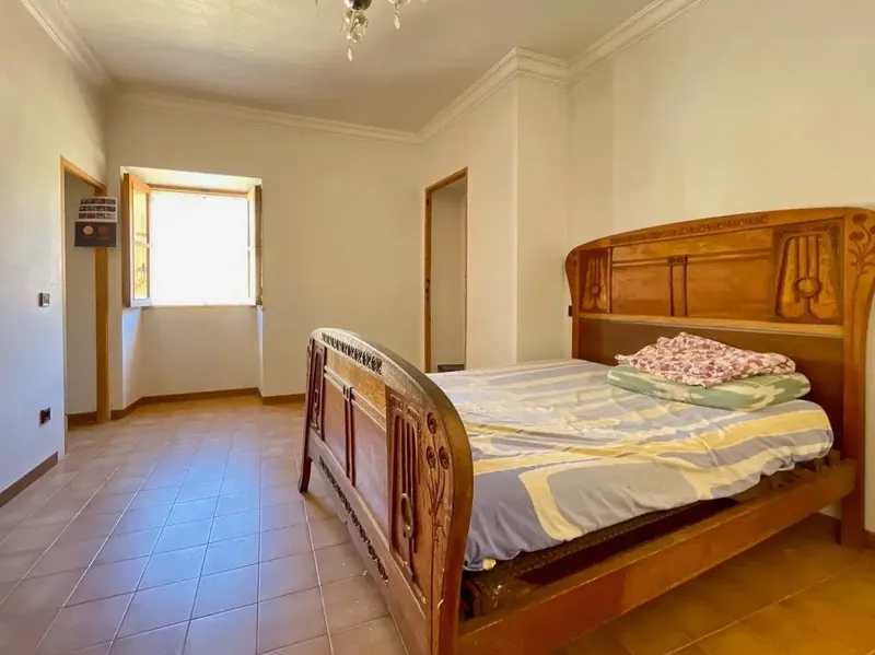 We are pleased to present the most emblematic house in the village of Mancor de la Vall, located in the very center — photo 9