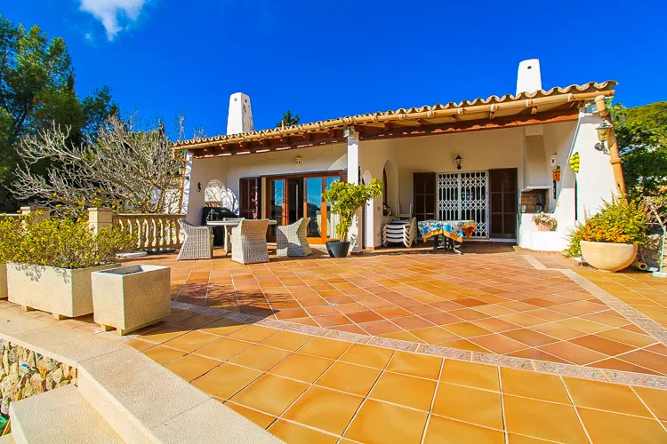 Ref. 2435V – Camp de Mar – Lovely villa with pool in quiet area — photo 5