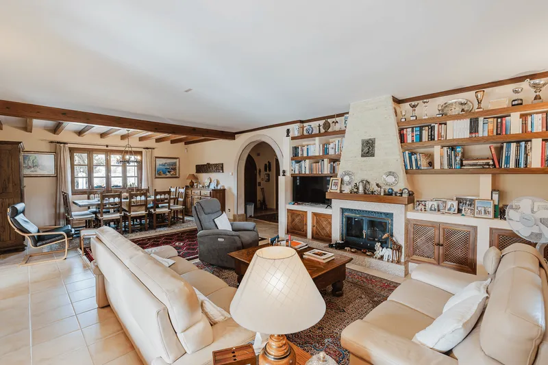 Rustic estate with views of the Tramuntana mountains in Alaró, Mallorca — photo 4