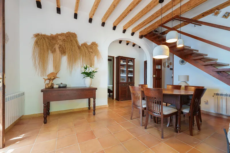 Property in a hidden bay with direct access to the sea — photo 7
