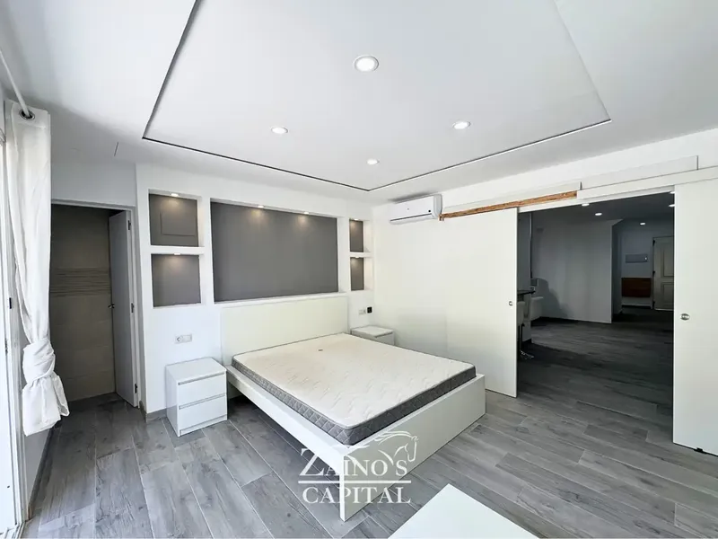 Large 6-bedroom townhouse with panoramic terraces a step from the beach in Peguera — photo 5