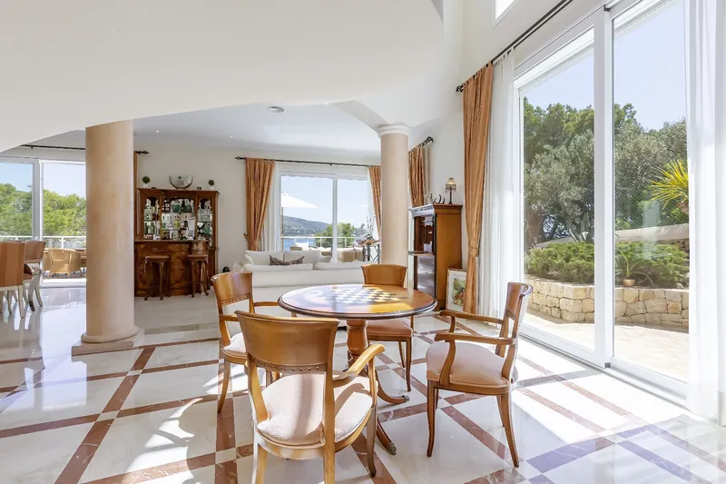 Luxurious villa with private sea access in Torrenova, Ma... — photo 7