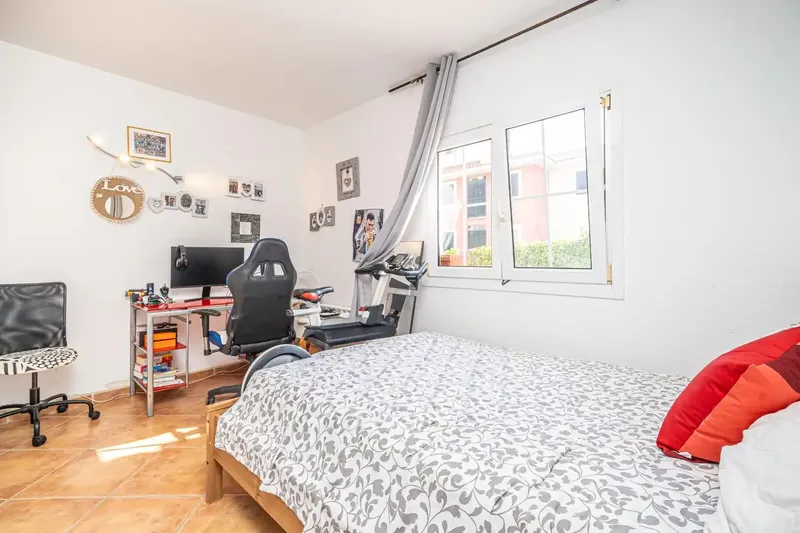 En una de las zonas residenciales más demandadas del municipio de Llucmajor, presentamos esta magnífica vivienda unifamiliar situada en Sa T — photo 11