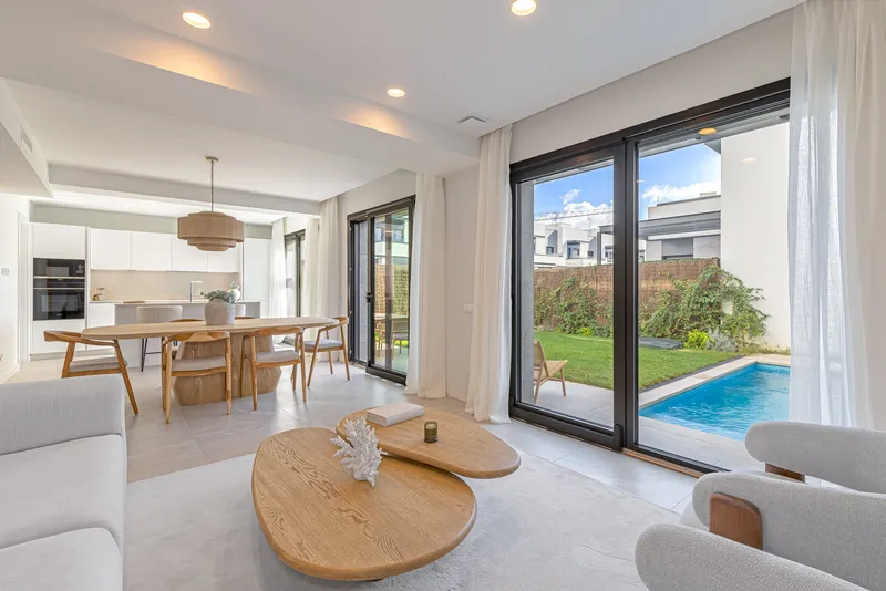 New build in Playa de Palma - terraced house with private pool and own roof terrace — photo 4