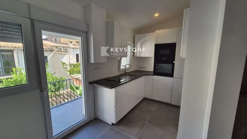 Apartment — photo 1