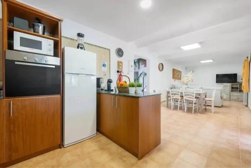 Available for rent from October 1, 2026. Charming country house for long-term rental amidst an orange plantation — photo 10