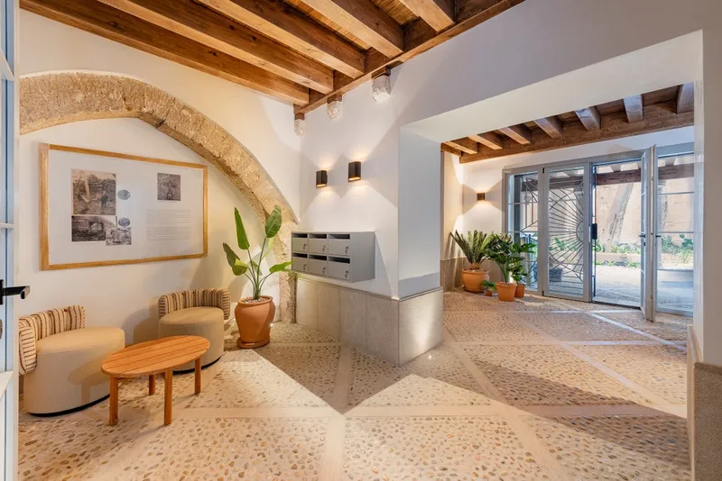 Palma Casco Antiguo top quality apartment for sale with sunny terraces and private terrace — photo 10
