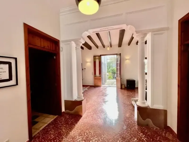 Fantastic house for sale in Vilafranca de Bonany, located on a wide and quiet street, with a total of about 339 m2 built — photo 2