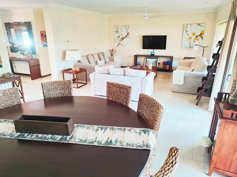 Detached house in the Sa Planera urbanization; in the best part of it; this house was built in 2004 on a plot of 2,010 m2 — photo 6