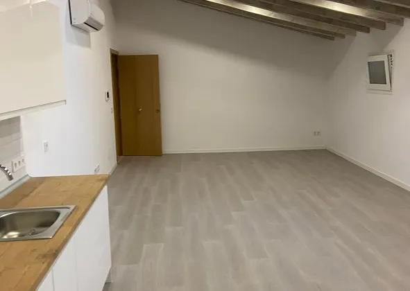Flat / apartment in Calle Reverent Arnaldo Ramis, 19, Sineu — photo 1