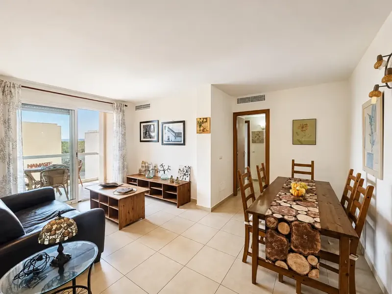 Penthouse with private solarium of 66 m² and covered parking space, just 250 m from the sea, in Playa de Palma — photo 1
