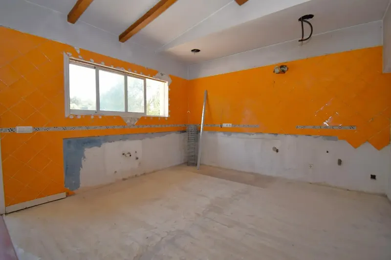 Rustic finca with house in process of legalization, great privacy and easy access in Muro — photo 11