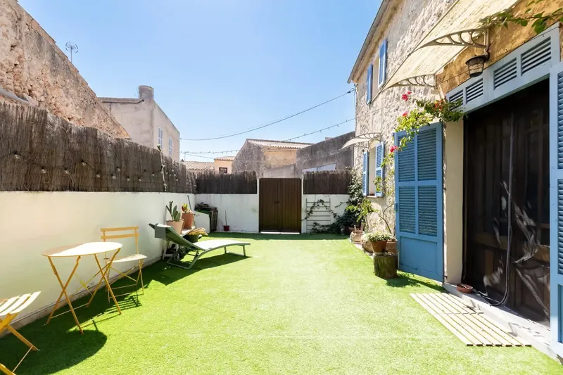 Townhouse with Holiday License for 8 guests and authentic Mallorcan charm in Ariany — photo 7