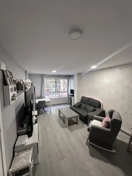 Unique opportunity - 2-bedroom renovated flat with laundry - Plaza de toros area, Palma — photo 2