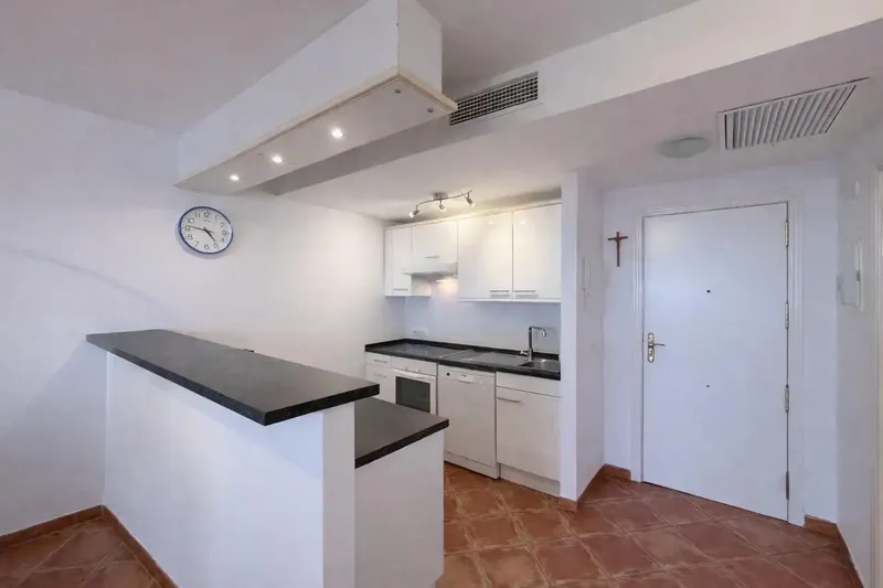 Apartment on third floor with large terrace, sea views in Cala Pi – A unique opportunity in the south of Mallorca — photo 9