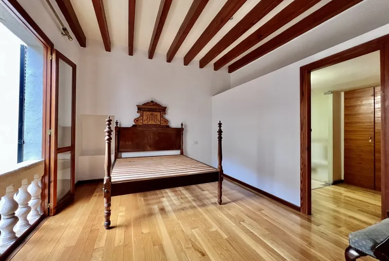 Duplex apartment in the old town of Palma — photo 10