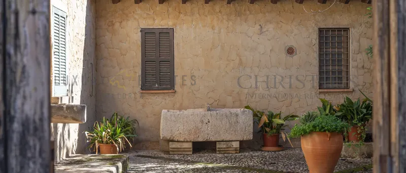 Rustic finca in Bunyola with guest house and spectacular views with lots of potential — photo 6