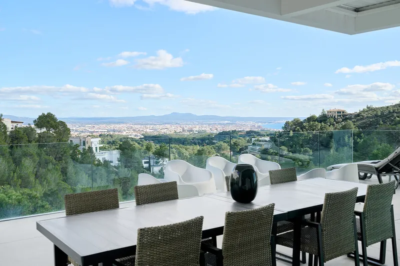 Modern newly built villa with sea views in Son Vida — photo 5