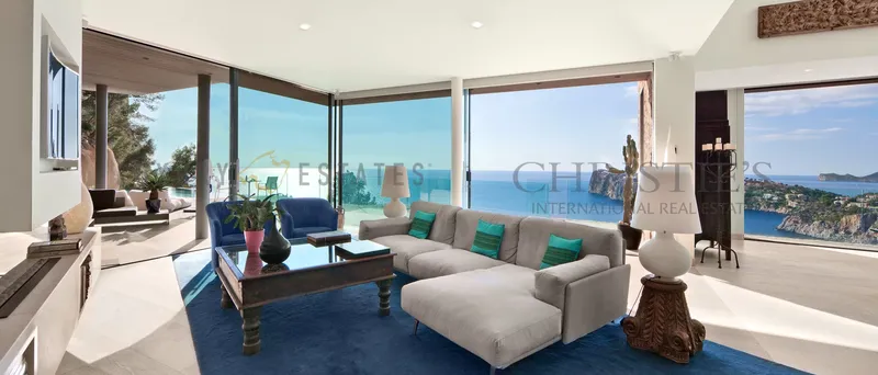 Designer villa in Puerto de Andratx with fantastic sea views in Cala Llamp — photo 3