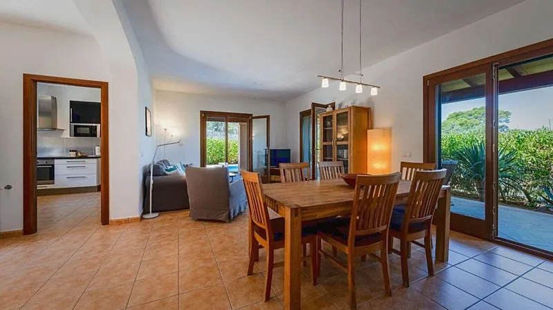 Chalet with pool and ETV in Cala Llombards – short walk to the sea — photo 6