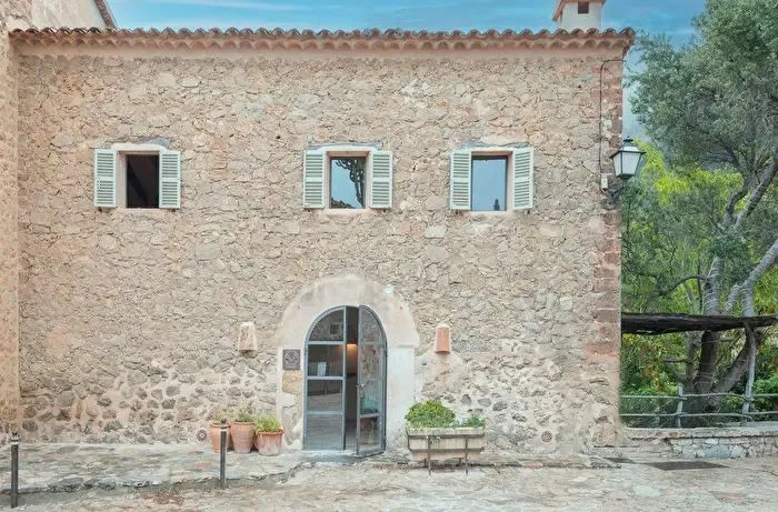 Casa de 2 habitaciones en venta en Deià, Illes Balears — photo 1