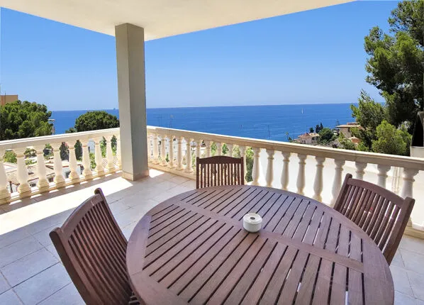 Großzügige Mittelmeervilla mit spektakulärem Meerblick in San Agustin, Palma — photo 1