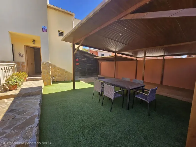 Descubre esta preciosa propiedad pareada ubicada en la codiciada zona de Sa Torre, Llucmajor. Este hogar cuenta con una superficie construid — photo 9