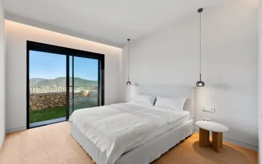 Luxury Mediterranean residence for sale with panoramic views of the Port d'Andratx harbor — photo 7