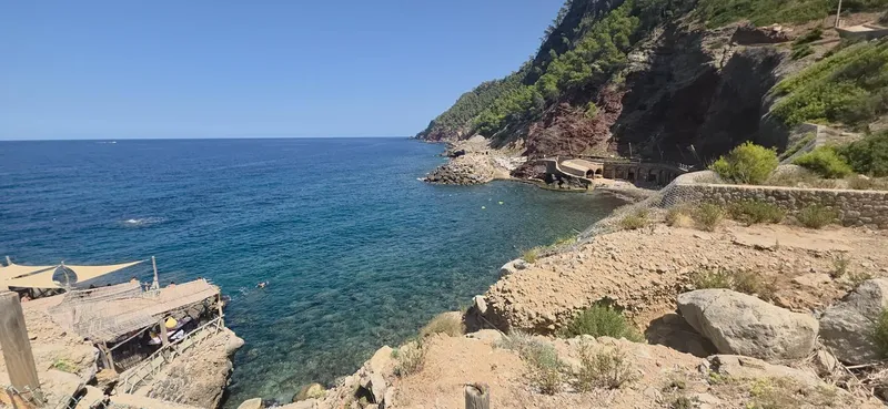 Mediterranean Home with Safareig at Cala Estellencs — photo 2