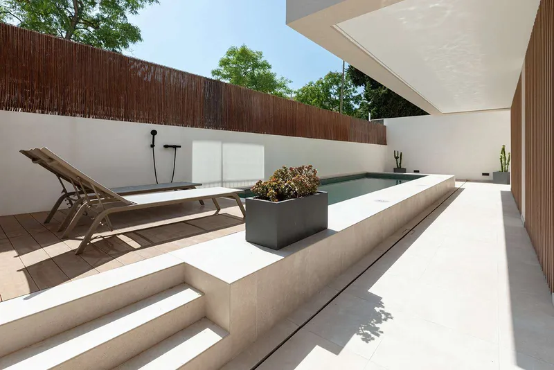 Modern living with sun terrace in prime location in Palma — photo 6