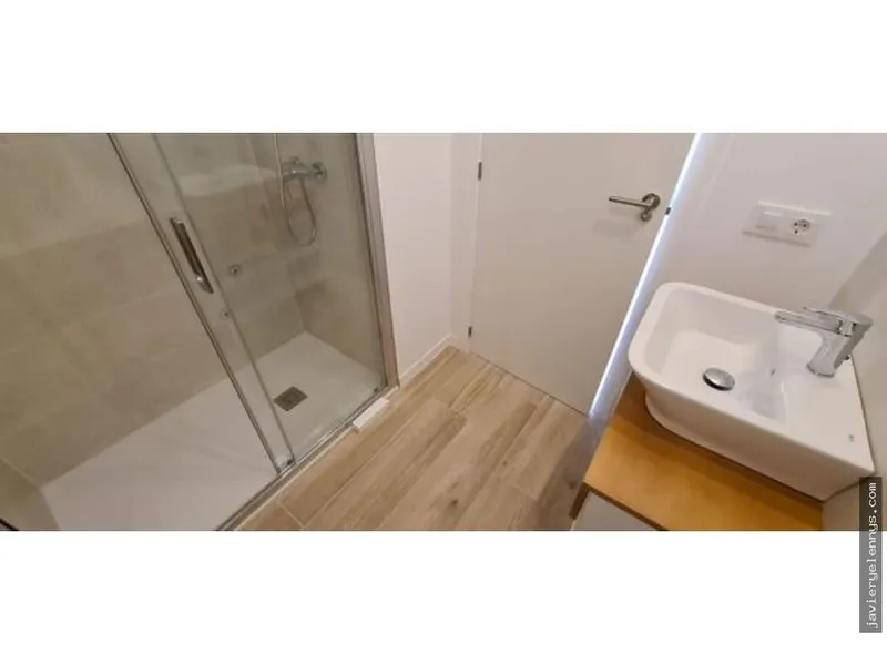Apartment for rent in Ronda del Port — photo 5