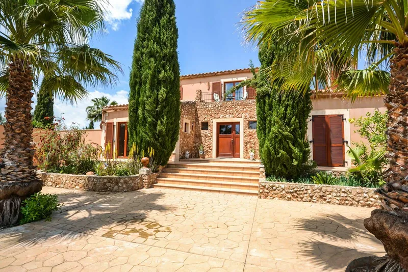 Sold - Luxury finca with swimming pool, guest houses and ETV license in Felanitx — photo 3