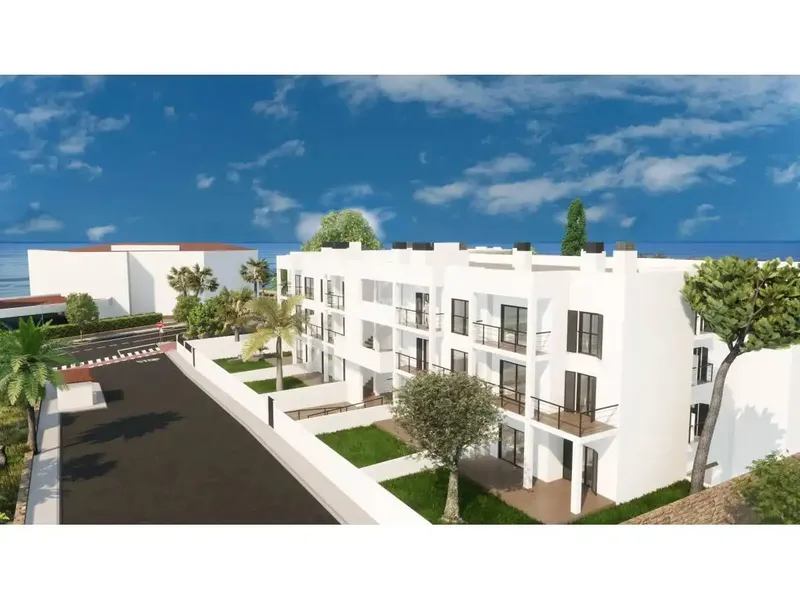 New development of 38 price-limited homes in Cala Bona, a quiet area very close to several beaches. The building will offer ground — photo 6