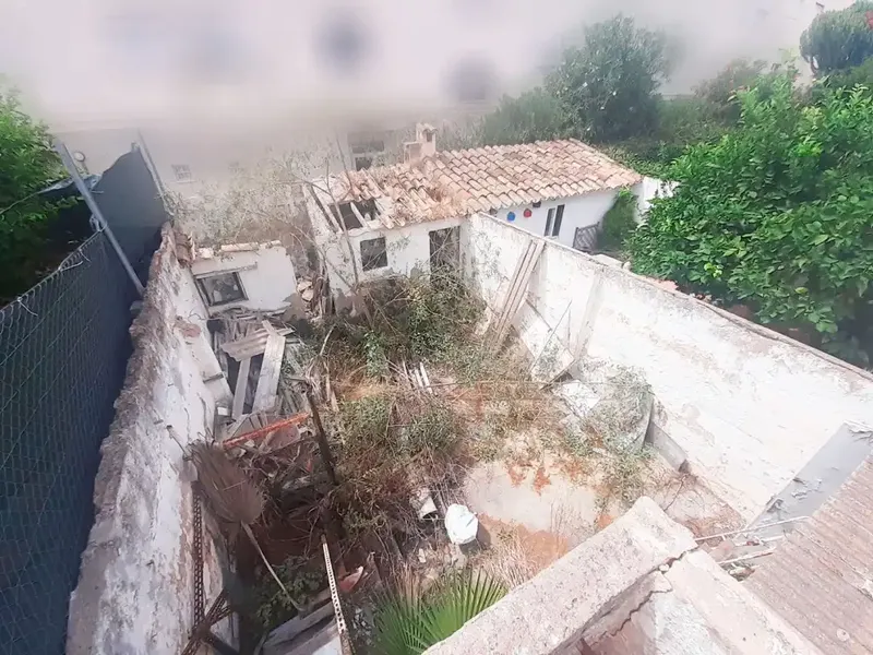 Townhouse with free ceiling to renovate in exclusive area of Son Espanyolet in Palma — photo 2