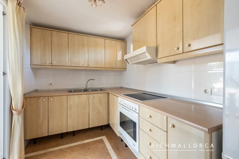 Penthouse with beautiful views near the sea in Nova Santa Ponsa — photo 7