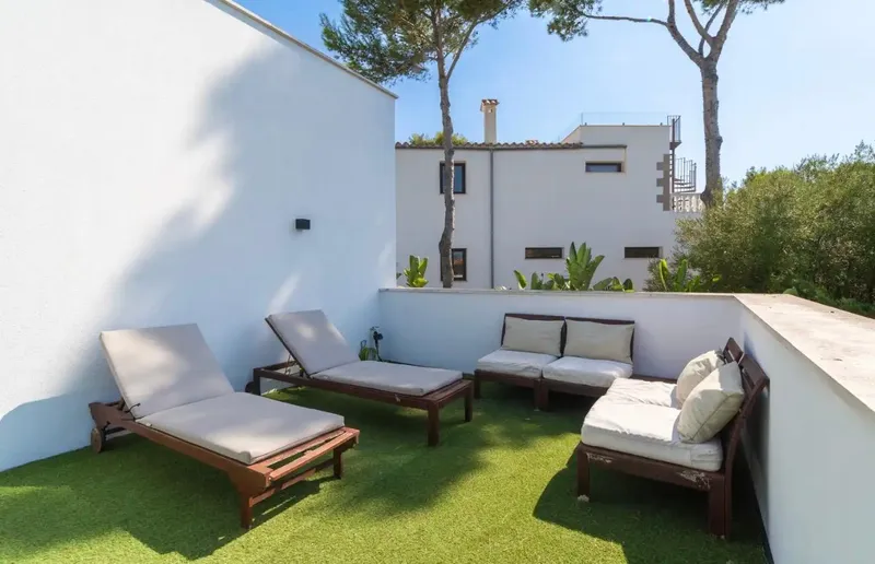Modern Villa with Pool and Garden in a Prestigious Location in Nova Santa Ponsa — photo 12