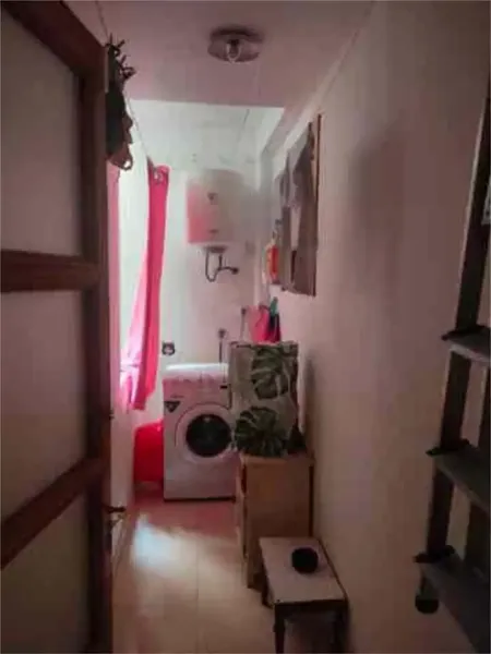 I have a deposit held until 1 October — photo 2