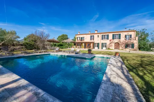 Pollensa, Fantastic Finca with Excellent Privacy and Numerous Amenities near Pollensa — photo 1