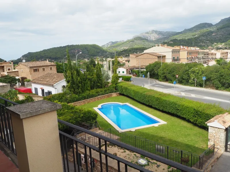 Apartment with parking in Sóller — photo 2