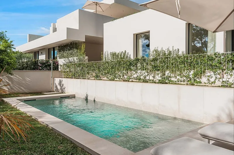 Newly built villa with two swimming pools in Portals Nous — photo 2