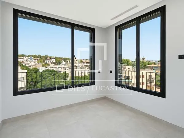 Attic of 210m² with 40m² terrace for sale in Palma de Mallorca — photo 11
