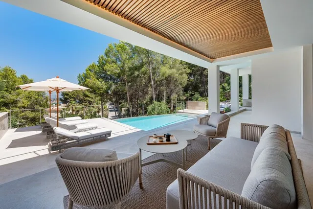 Elegant villa for sale in Bendinat, Southwest Mallorca — photo 4
