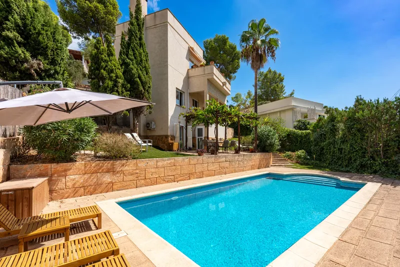 Exclusive Investment: Family Villa with Sea Views in Costa d'en Blanes — photo 1