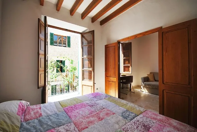 Charming apartment with terrace in Sóller — photo 8