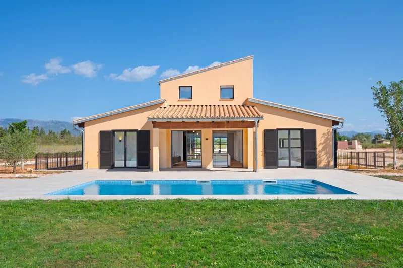 Exclusive finca with Tramuntana views in Santa María del Camí — photo 1