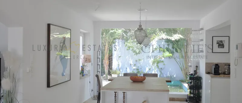 Villa in Sol de Mallorca with Moorish architecture and partial sea views — photo 4