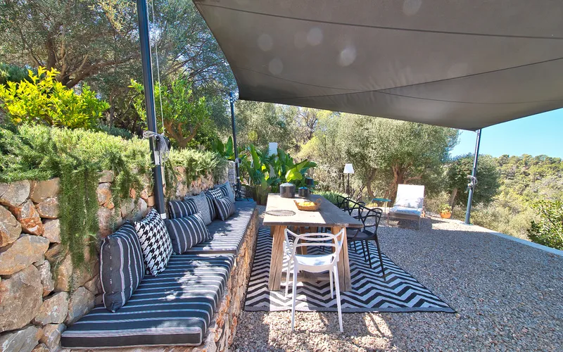 Renovated finca with stone facade in a dreamlike, quiet location in the mountains of Calvia — photo 11