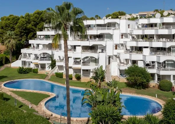 Flat / apartment in Cala Vinyes, Calvià — photo 1