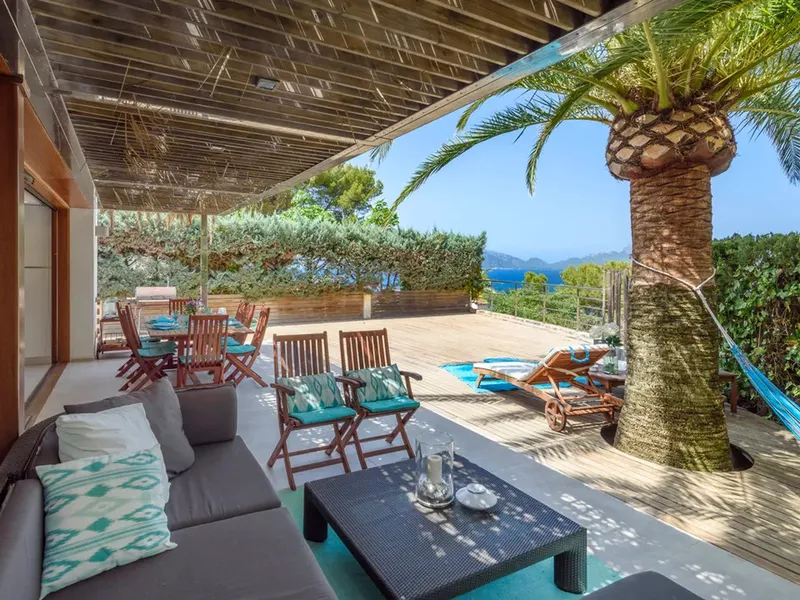 Spectacular Villa with Sea Views — photo 5